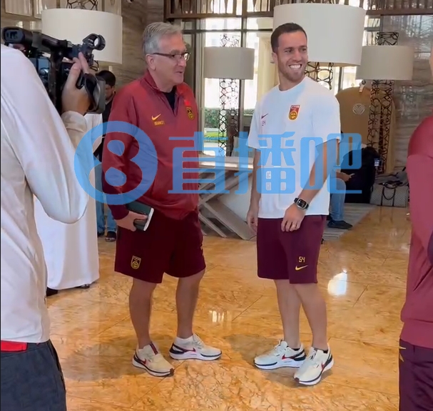 直播吧：塞鳥進入對陣科威特名單，今日極有望迎來國足首秀