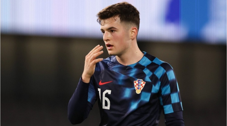 意媒：國米考察薩格勒布迪納摩中場巴圖里納，該球員估值2000萬歐