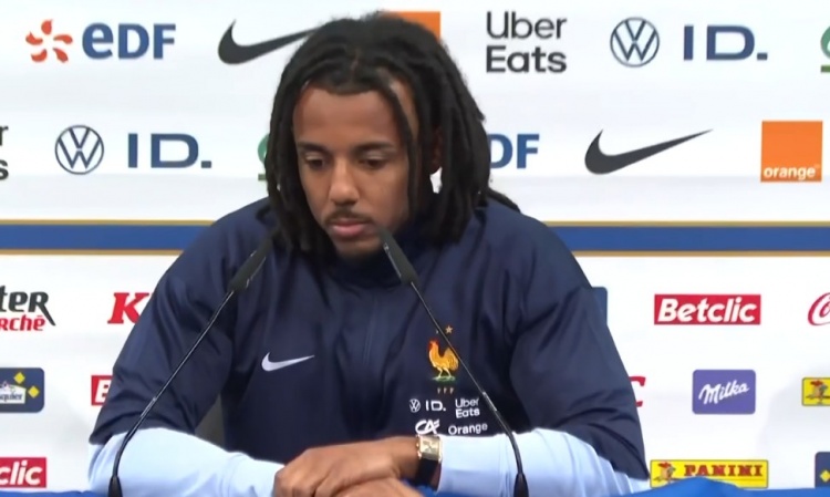 金球獎(jiǎng)？孔德：巴薩&法國(guó)隊(duì)友表現(xiàn)都極其出色 很難確定熱門(mén)人選