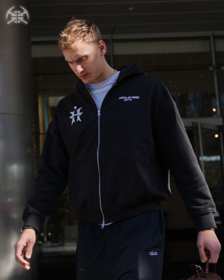 約穆缺陣&威少帶隊(duì)?wèi)?zhàn)舊主！掘金穿搭：威少短褲短袖黑白配