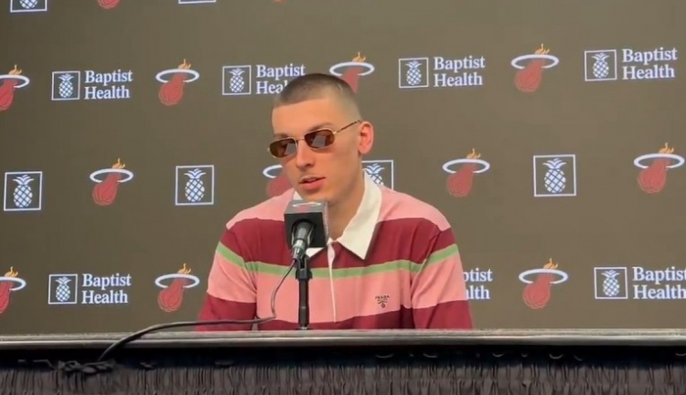 希羅談被絕殺慘遭9連?。汉茉愀?對此只能吸取教訓&繼續(xù)下一場