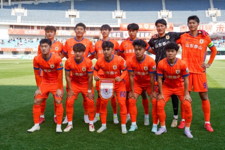 王昊斌梅開(kāi)二度 山東泰山B隊(duì)揭幕戰(zhàn)憾平