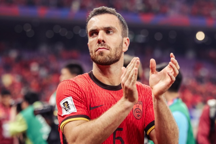 “田忌賽馬”又沒玩好，國足這筆學(xué)費(fèi)太貴了！