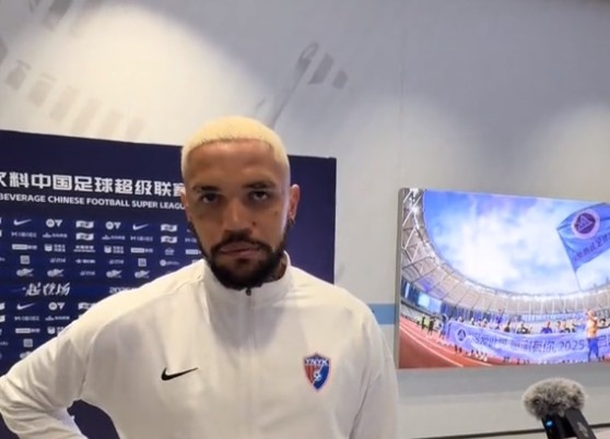 恩里克：球隊(duì)陣型變化成功，與奧斯卡之間互相幫助感覺(jué)越來(lái)越好