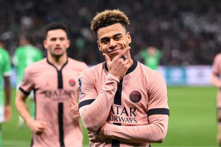 聽到有人把他比作內(nèi)馬爾，杜埃：我還有很多需要提升的地方