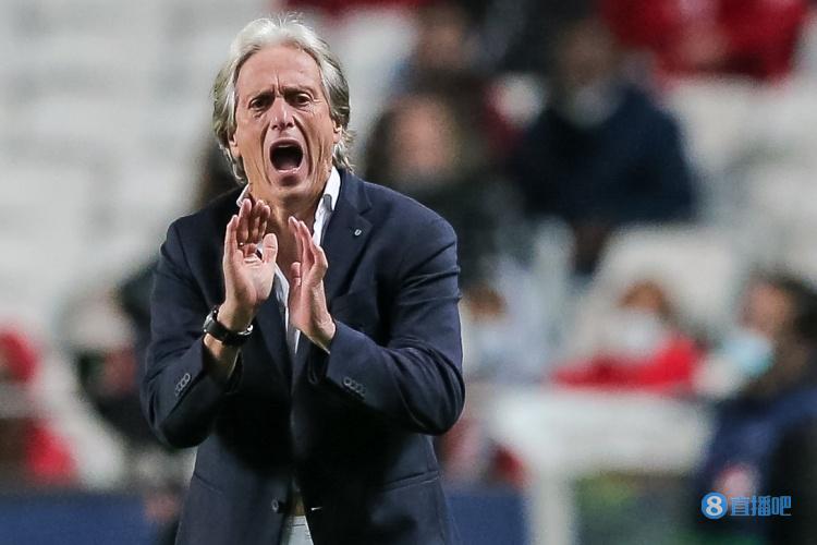 巴媒：利雅得新月主帥同意執(zhí)教巴西，但要在世俱杯結(jié)束后接受任命