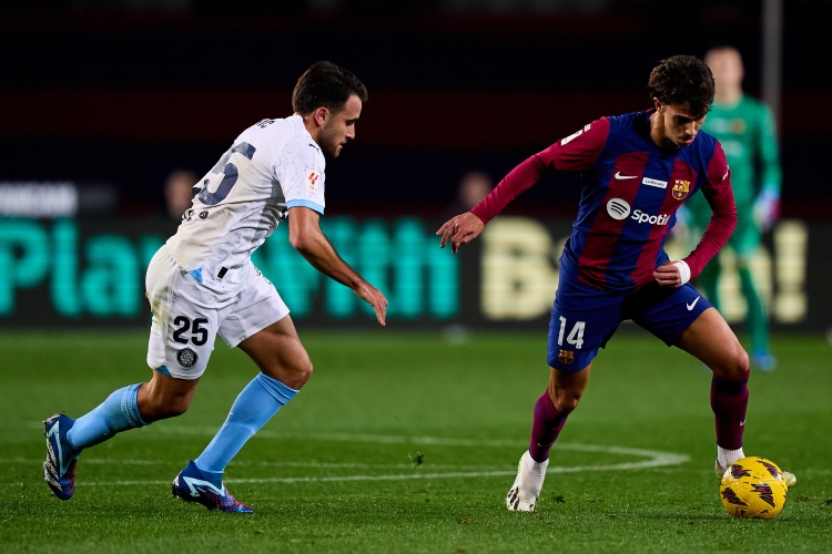 西媒：赫羅納兩次求購加西亞遭巴薩拒絕，弗里克：他是計(jì)劃內(nèi)球員