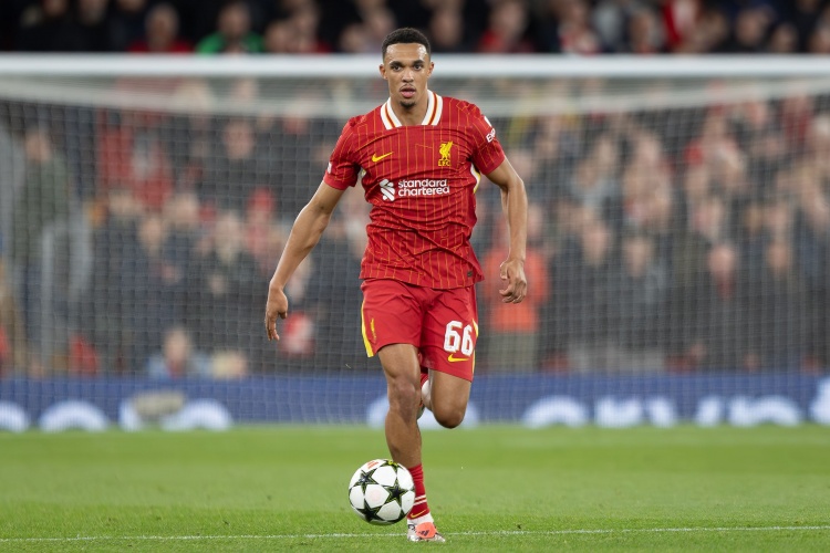 記者：盡管1月曾提出請(qǐng)求，但皇馬和利物浦未商談提前引進(jìn)阿諾德