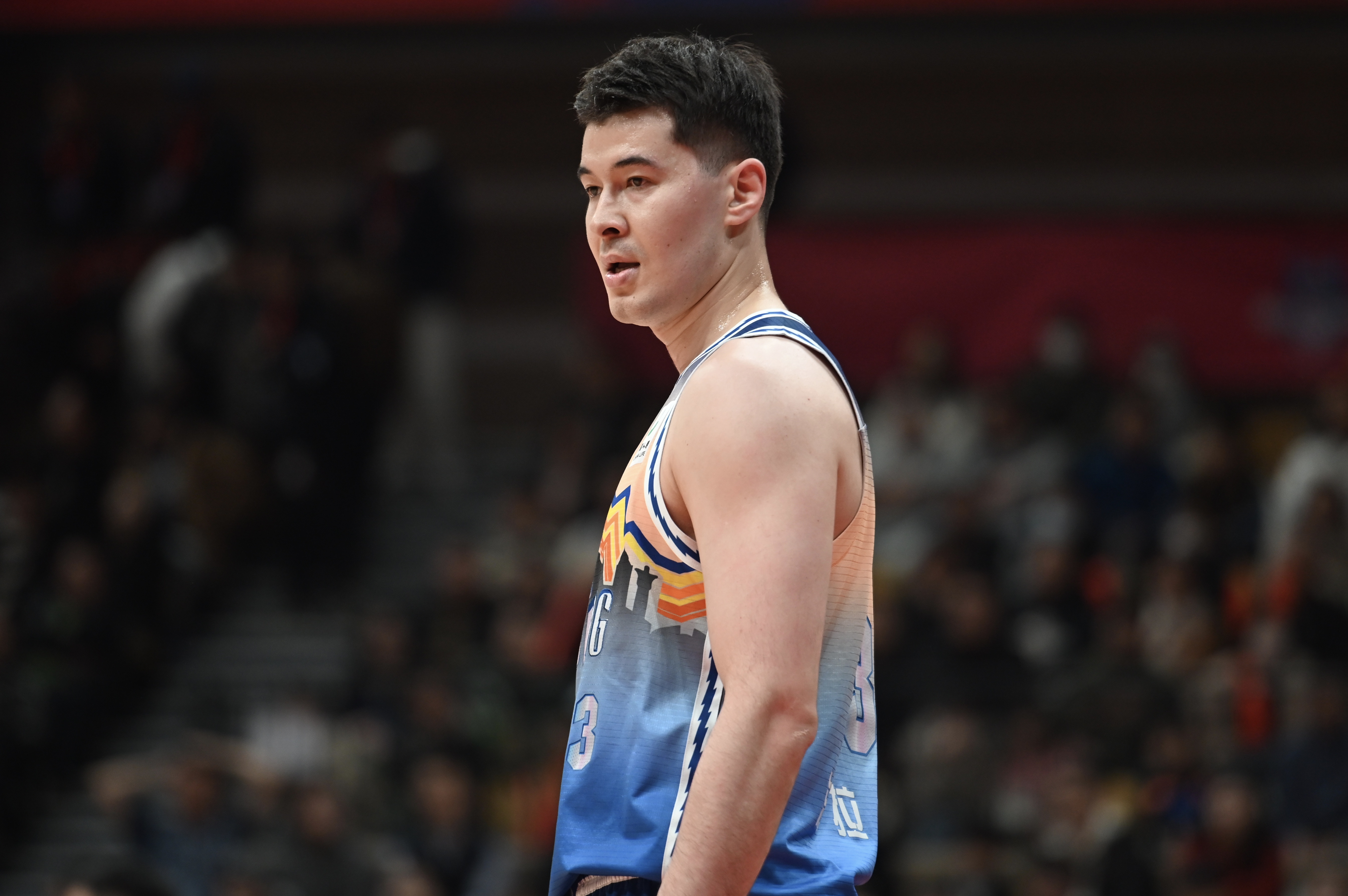 狀態(tài)火熱！阿不都沙拉木首節(jié)5中4高效拿下10分6板2助1斷