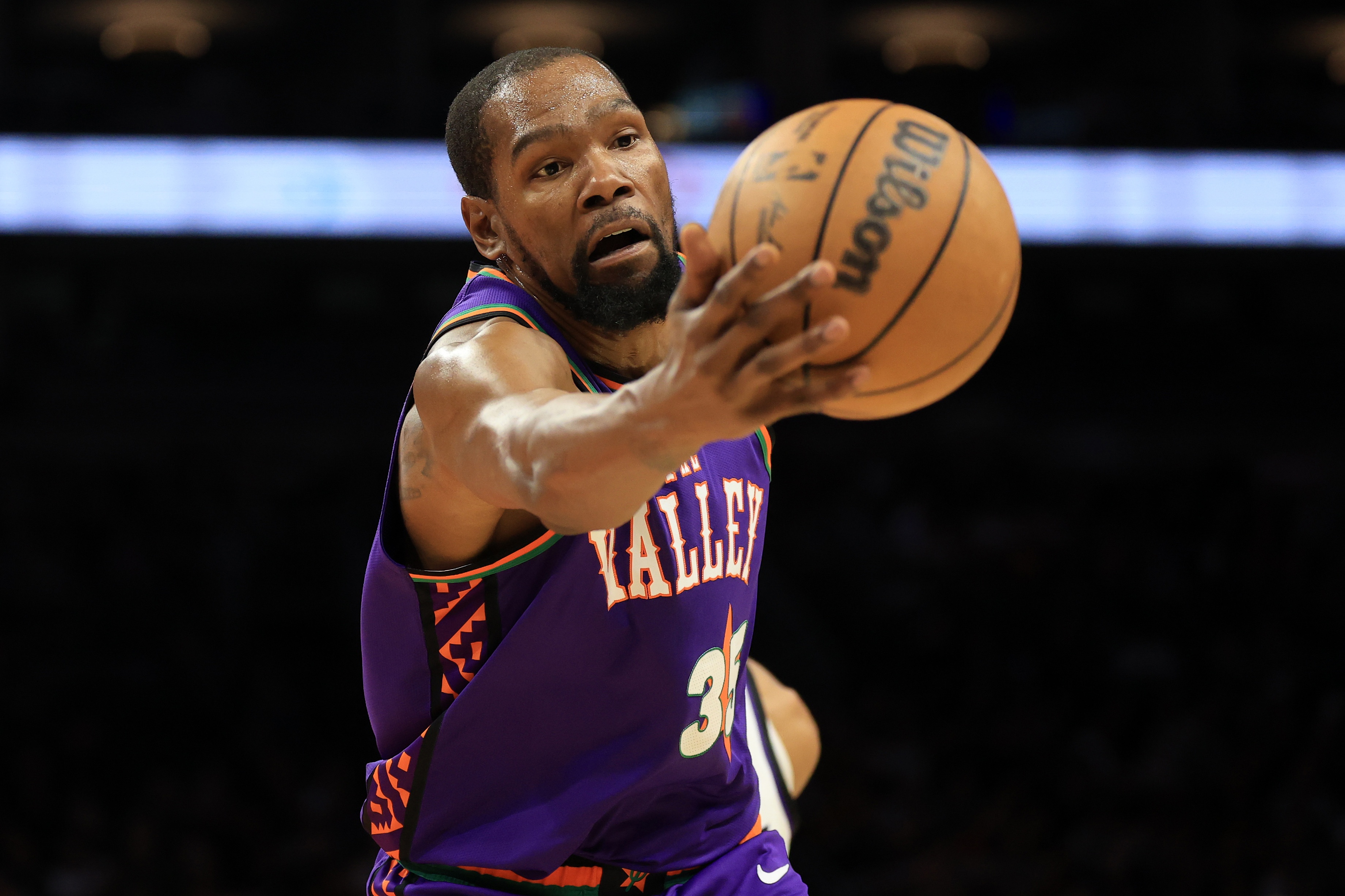 率先發(fā)力！杜蘭特打滿首節(jié)8中4拿到11分2助 正負值+9